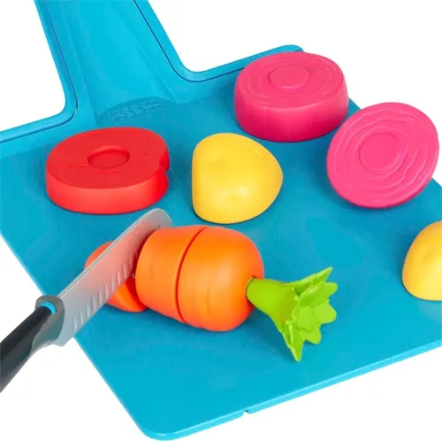 ערכת משחק חיתוך ירקות Chop2Pot של Joseph Joseph מבית Casdon