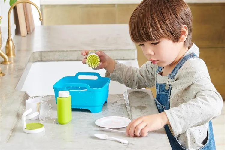 ערכת ניקוי כלים Wash & Scrub של Joseph Joseph מבית Casdon