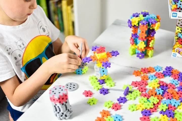 מלי בייסיק ערכת גנים קונסטרקטור 1200 חלקים – מבית Meli