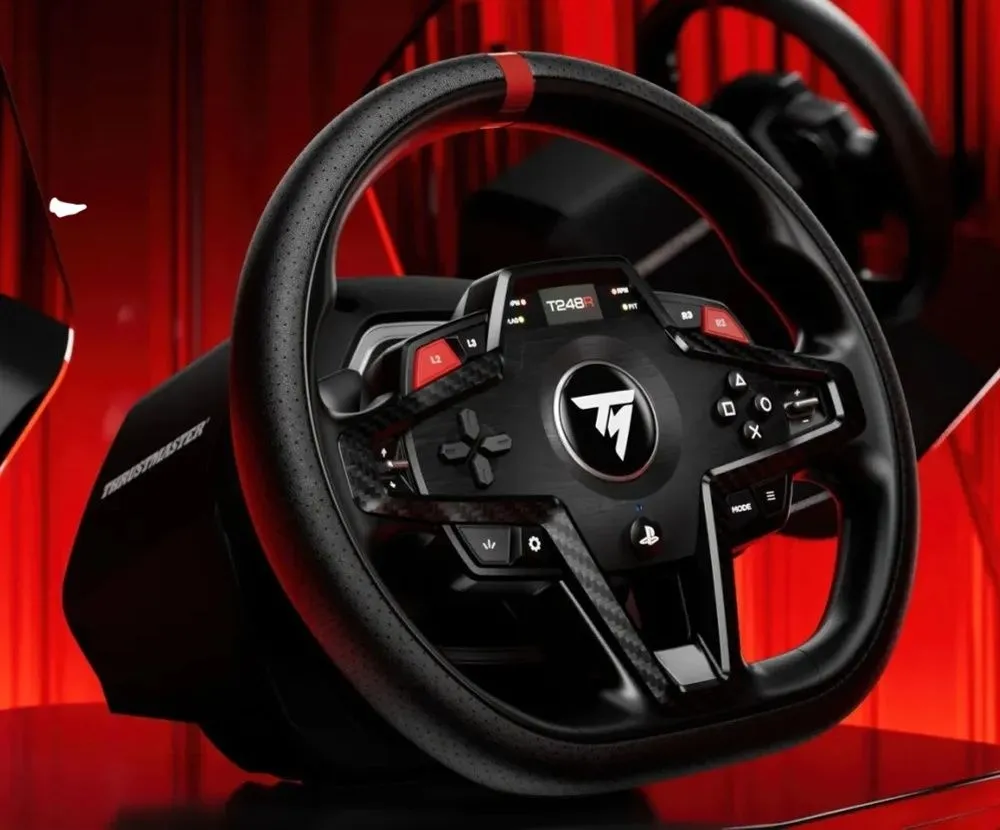 סט T248R הגה ודוושות מבית Thrustmaster – מתאים ל-PC/PS4/PS5