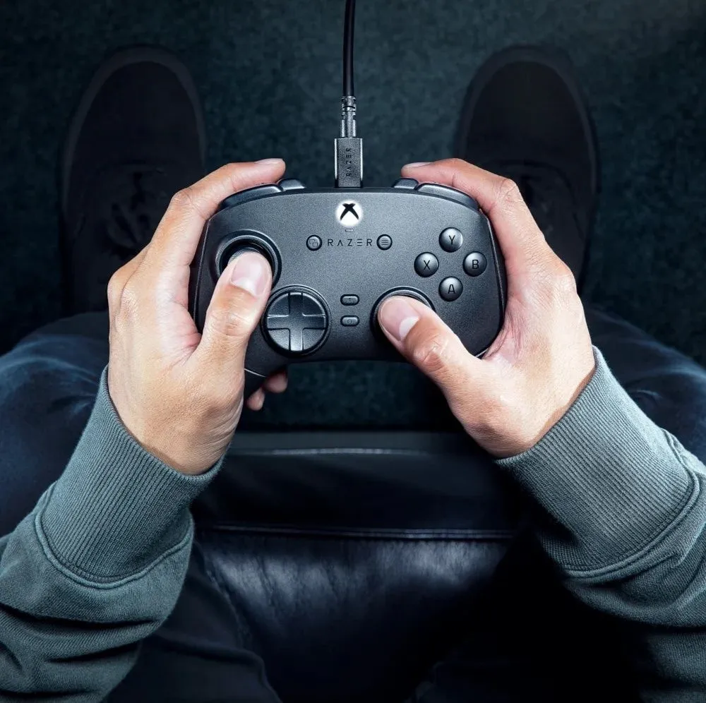 בקר משחק Razer Wolverine V3 Tournament Edition Xbox X|S – צבע שחור