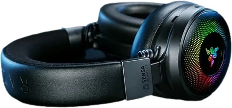 אוזניות גיימינג אלחוטיות עם יחידת שליטה Razer Kraken V4 Pro בצבע שחור
