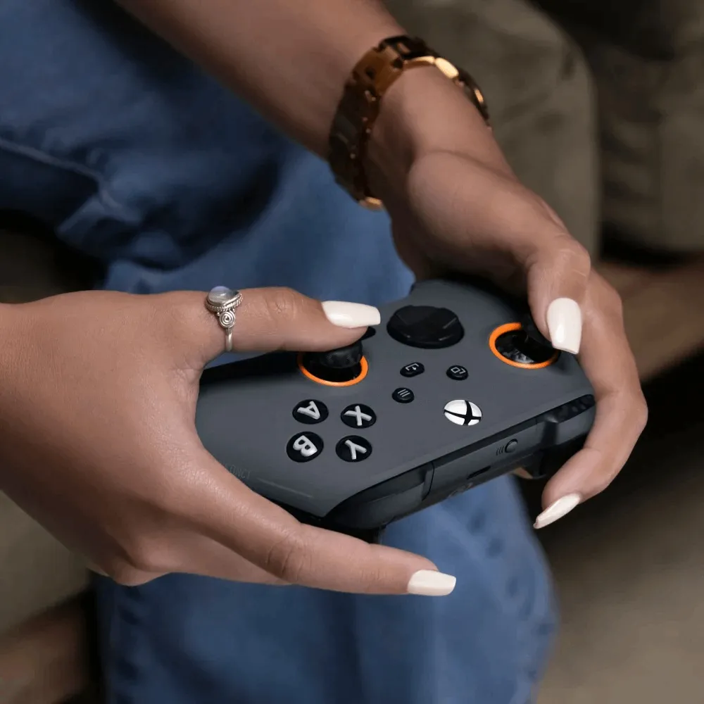 בקר גיימינג אלחוטי – SCUF Instinct PRO For XBOXPC – צבע אפור