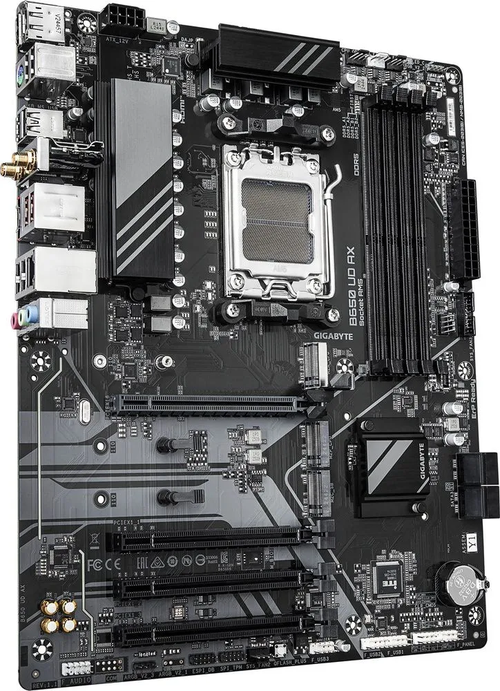 לוח אם Gigabyte B650 UD AX Y1 ATX