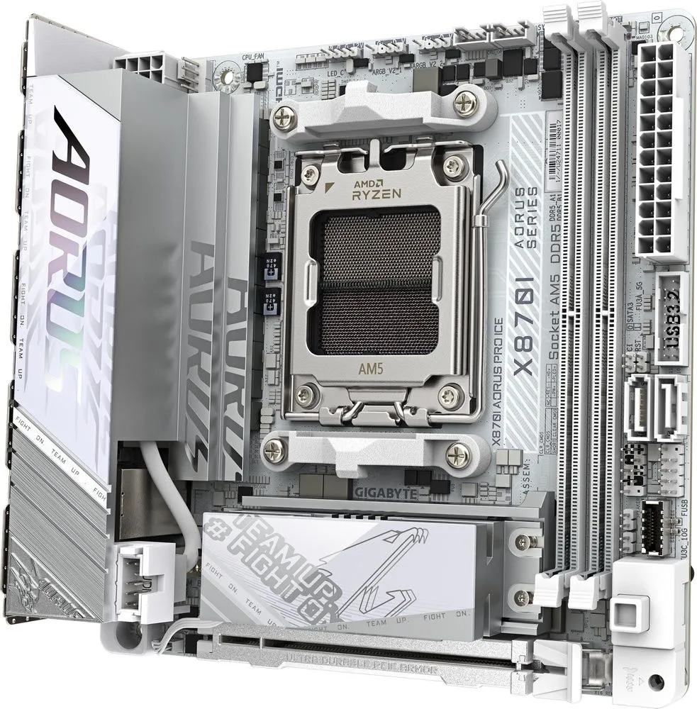 לוח אם Gigabyte X870I AORUS PRO ICE Mini-ITX