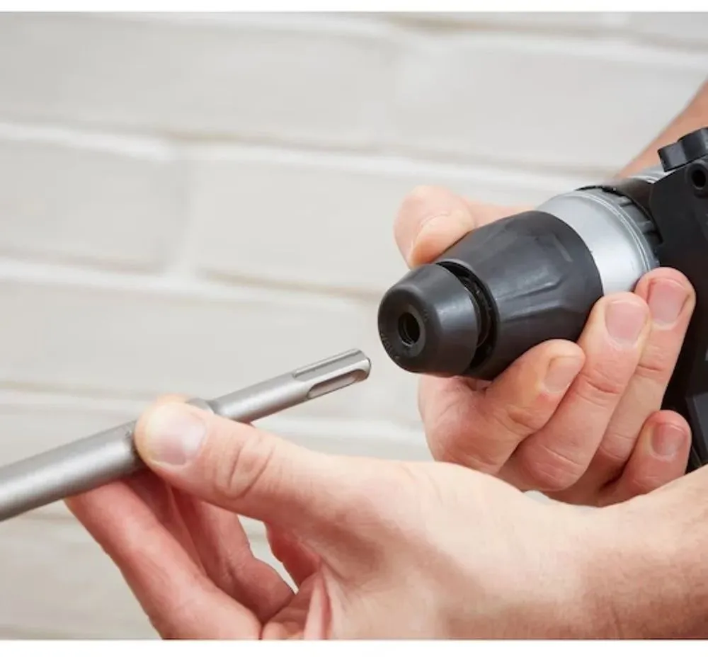 פטישון חשמלי כולל ארגז נשיאה ואביזרים Black+Decker BEHS03K-QS 1250W SDS-Plus