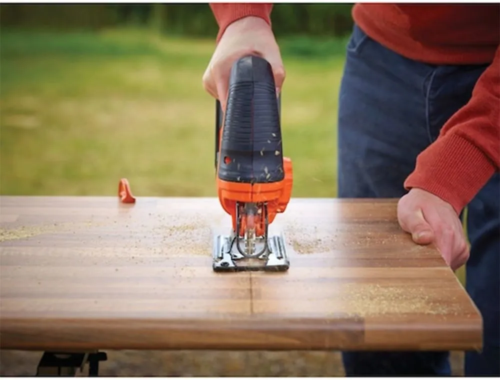 מסור אנכי נטען Black+Decker BLD682XN-XJ 18V – גוף בלבד ללא סוללה וללא מטען