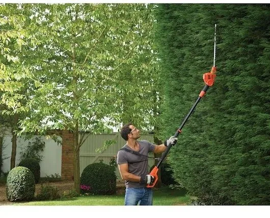 גוזם גדר חיה חשמלי 51 ס"מ Black+Decker PH5551-GB 550W