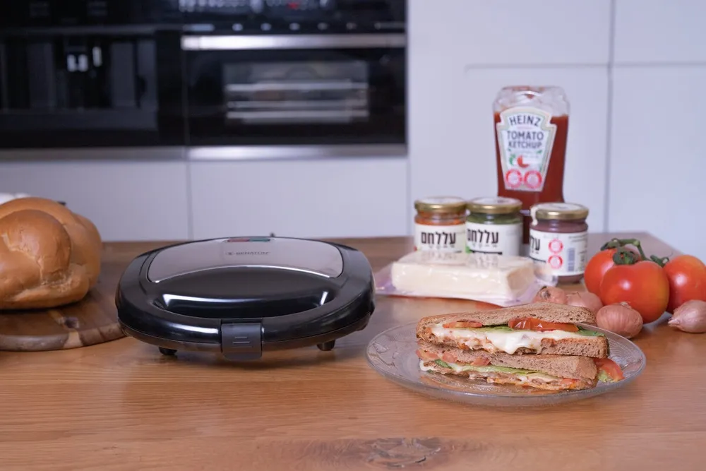 טוסטר לחיצה Benaton BT 206 שתי פרוסות בצבע שחור/אפור