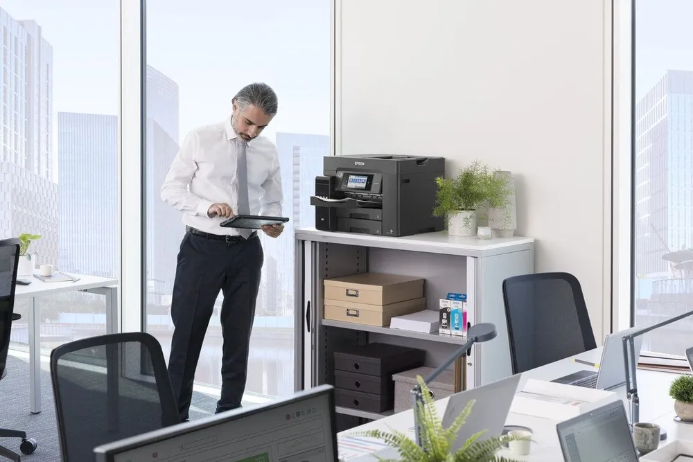 מדפסת הזרקת דיו צבעונית אלחוטית Epson EcoTank L6550