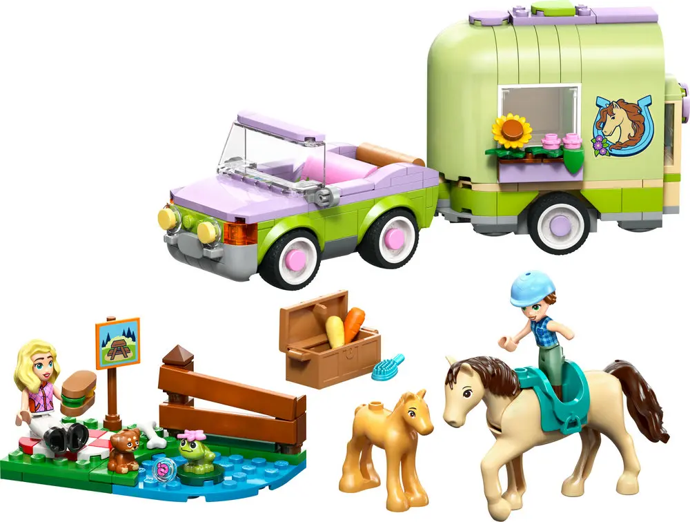 קרוואן עם סוס וסייח Lego Friends 42695