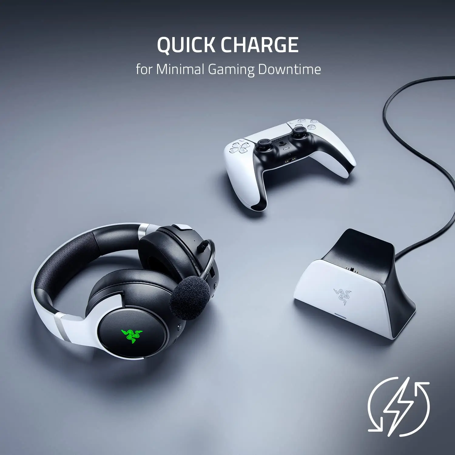 מעמד טעינה מהירה לבקרי Playstation 5 מבית Razer בצבע לבן