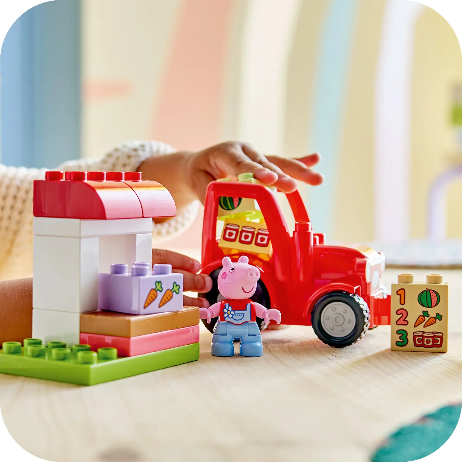 טרקטור ודוכן בשוק Lego Duplo 10468