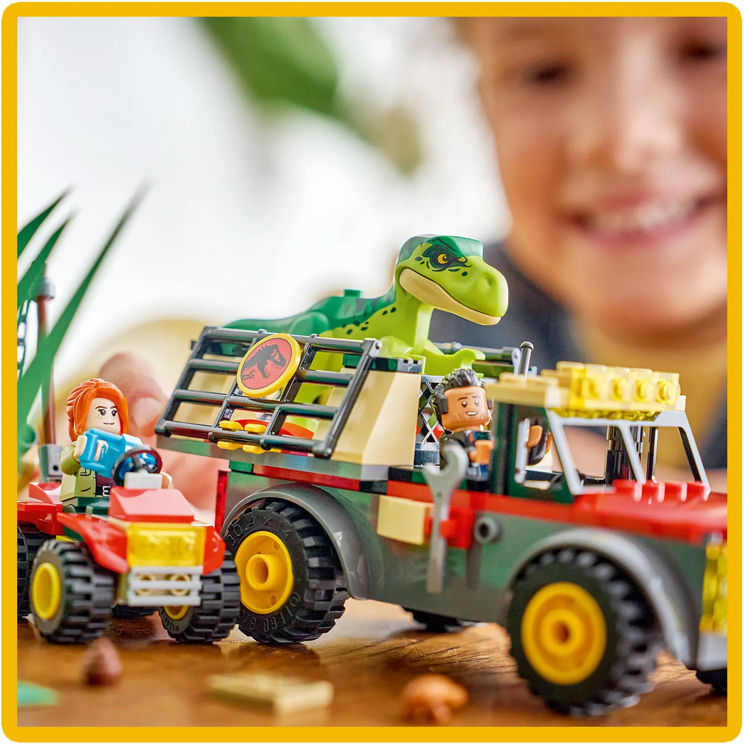 משאית הובלה לטי רקס צעיר Lego Jurassic World 77978