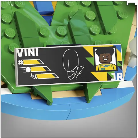 ויני ז'וניור – רגעי שיא בכדורגל Lego Editions 43027