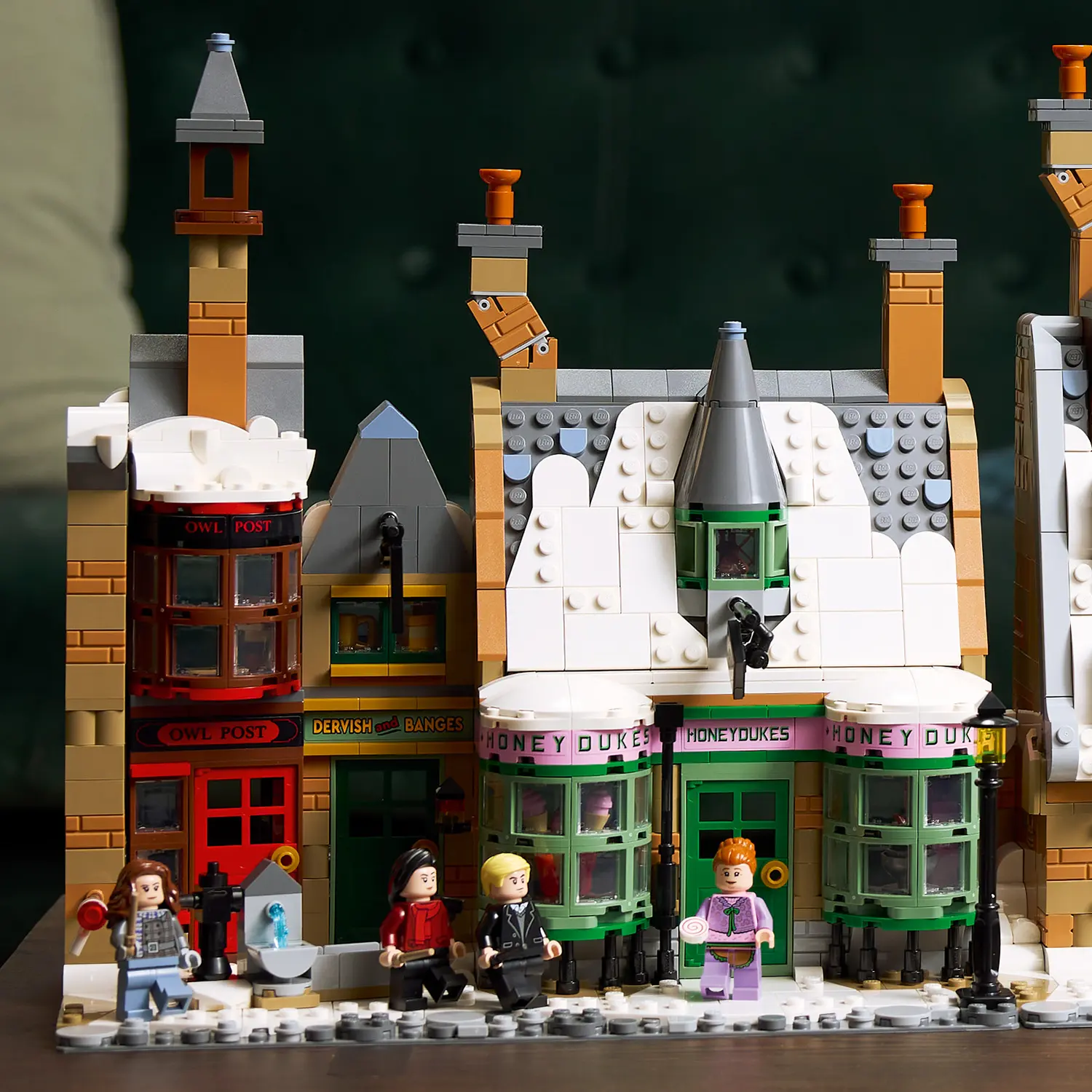 כפר הוגסמיד: מהדורה לאספנים Lego Harry Potter 76457