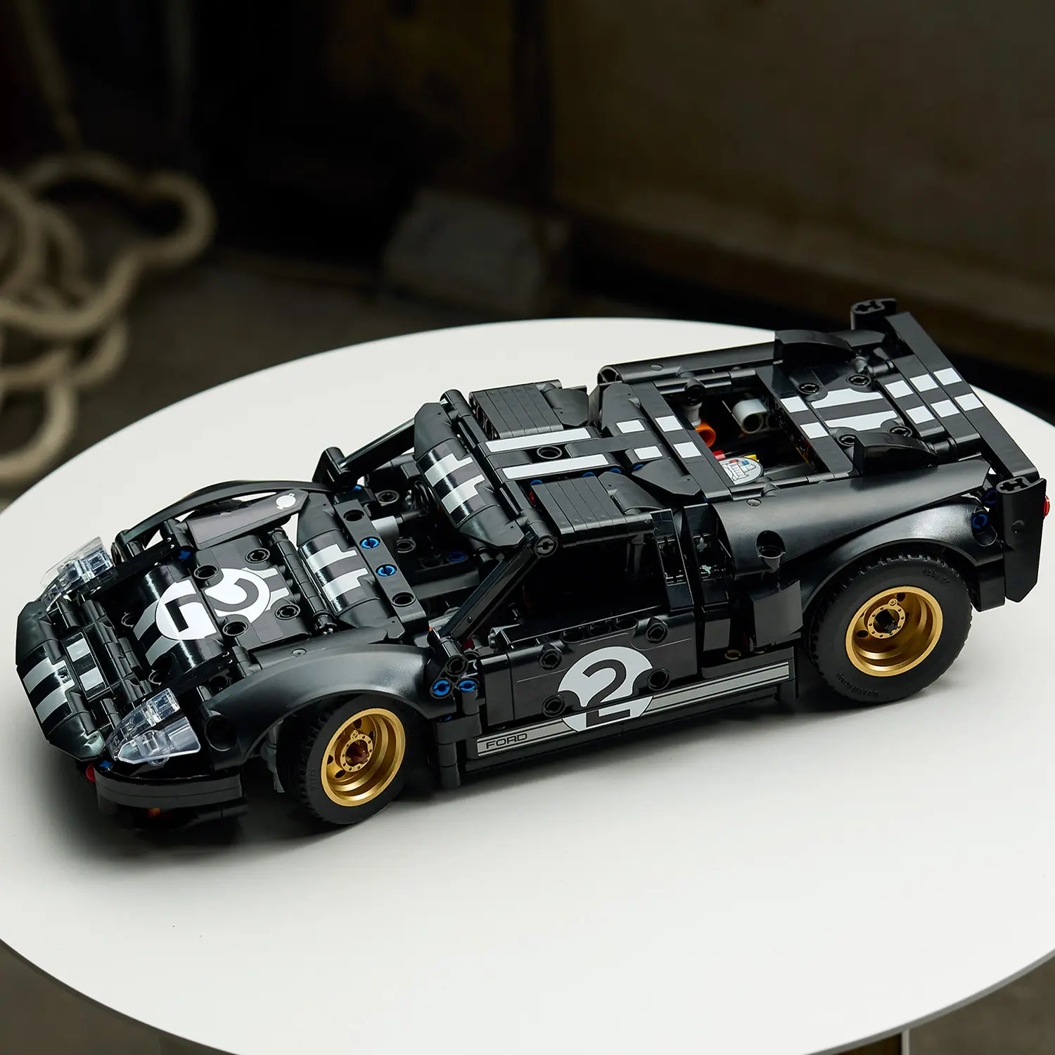 מכונית מרוץ 1966 FORD GT40 MKII Lego Technic 42223
