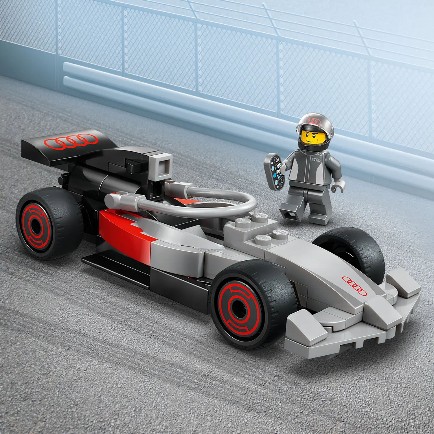 משאית עם מכונית מירוץ Audi F1 בתצוגת F1 Lego City 60493