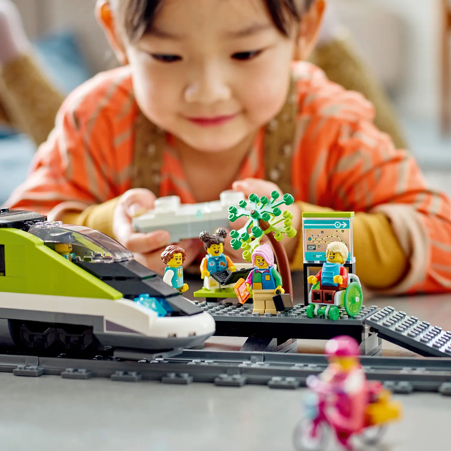 רכבת נוסעים אקספרס Lego City 60337