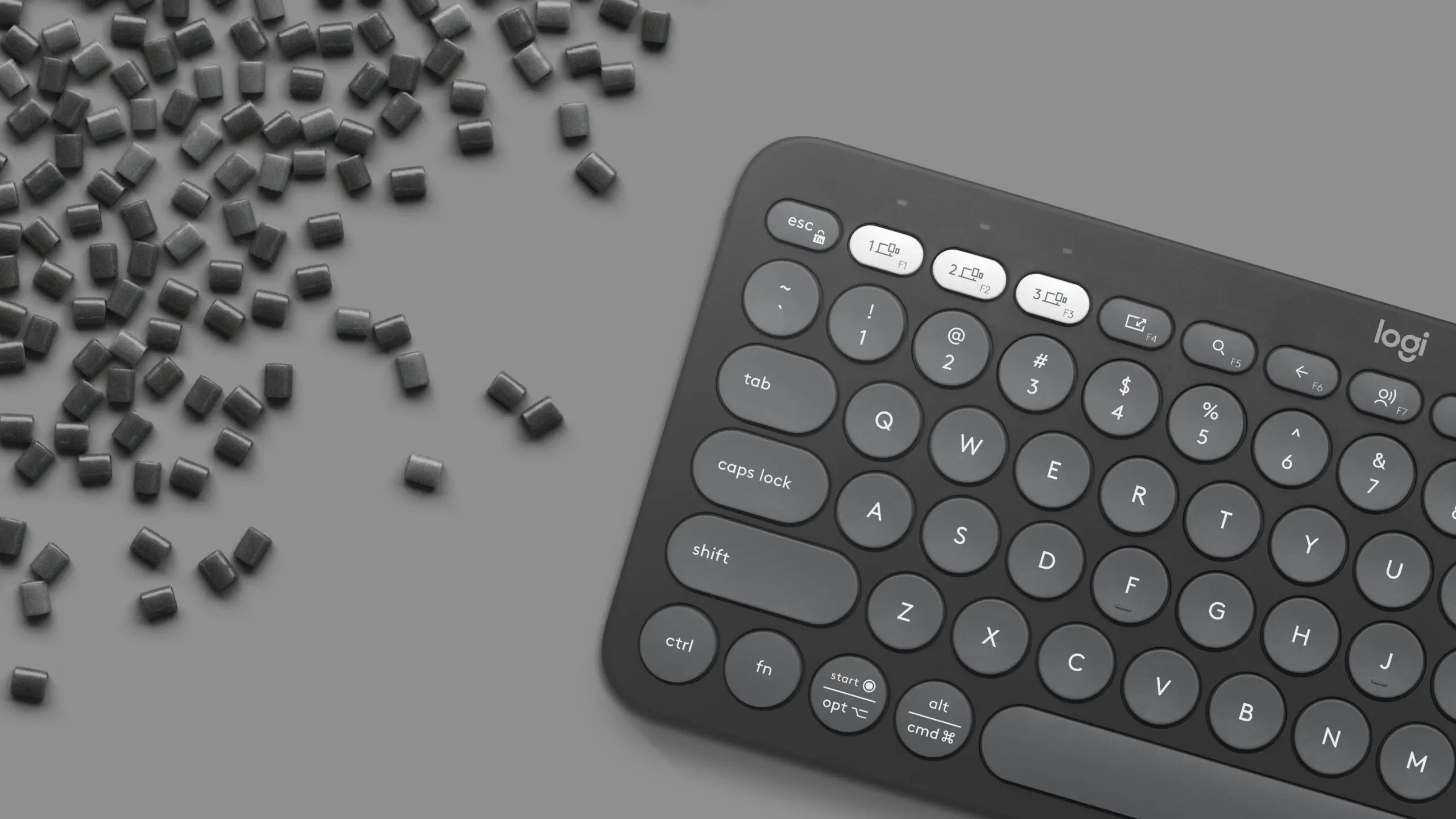 מקלדת אלחוטית Logitech Pebble Keys 2 K380s – בצבע גרפיט